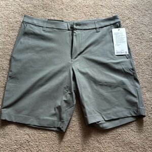 Lululemon Commission Shorts 9” – Size 34 (Gray Sage) – Brand New w/ Tags